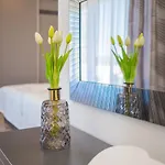 Luxury Gold Pearl With Pool Villa Trogir