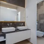 Luxury Gold Pearl With Pool Villa *