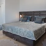 Luxury Gold Pearl With Pool Villa *