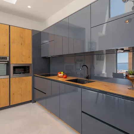 Villa Luxury Gold Pearl With Pool Trogir