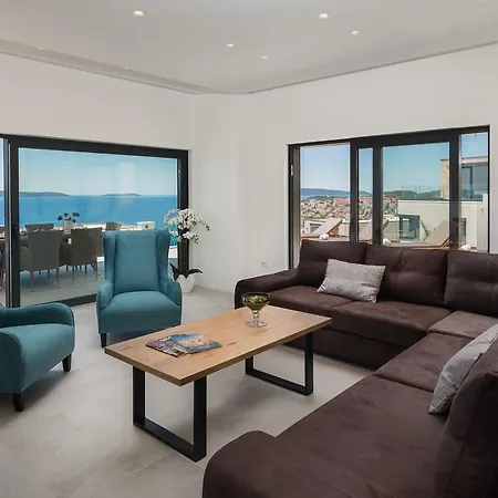 Villa Luxury Gold Pearl With Pool Trogir