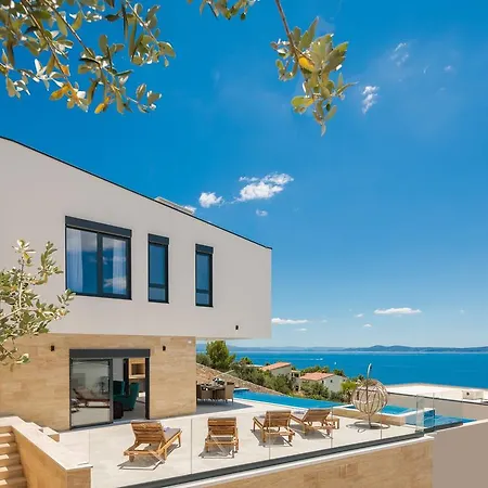 Villa Luxury Gold Pearl With Pool Trogir