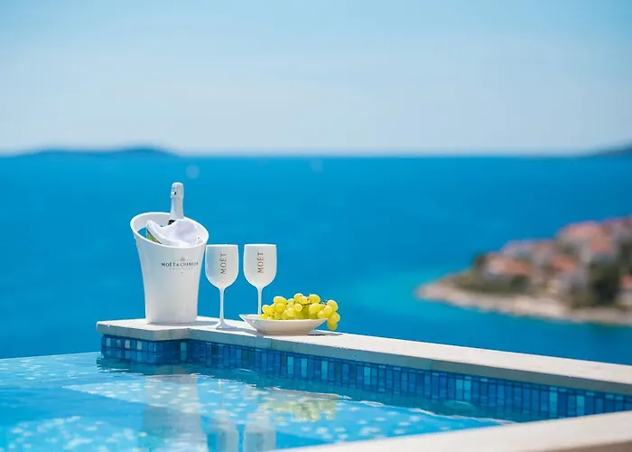 Luxury Gold Pearl With Pool Trogir