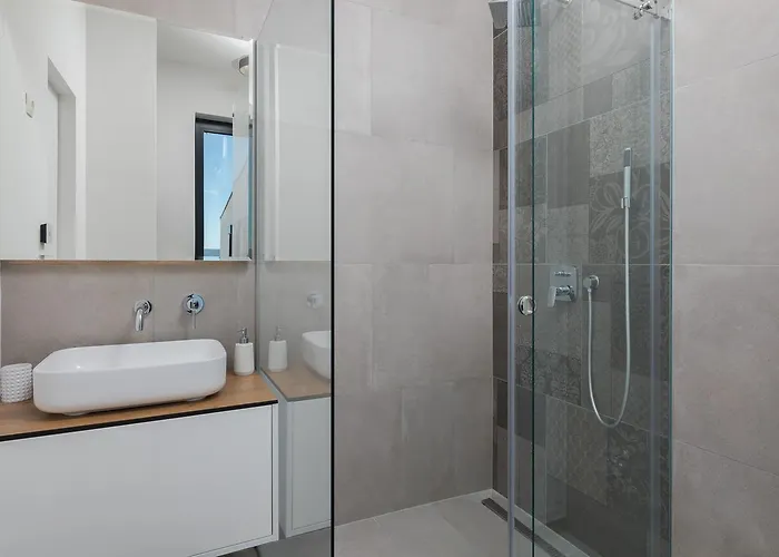 Luxury Gold Pearl With Pool Trogir